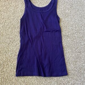 DONATING 10/4 - A new day scoop neck Tank Top